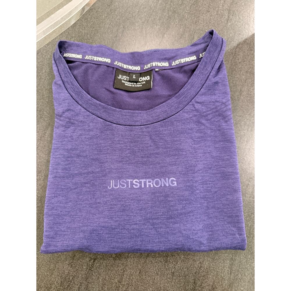 365 - JUST STRONG Laser Seamless Workout Tee in True Navy in Sz L